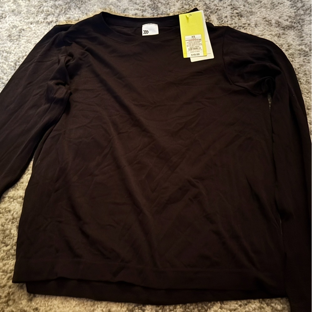 NWT All In Motion Seamless Long Sleeve Top Black Size XS